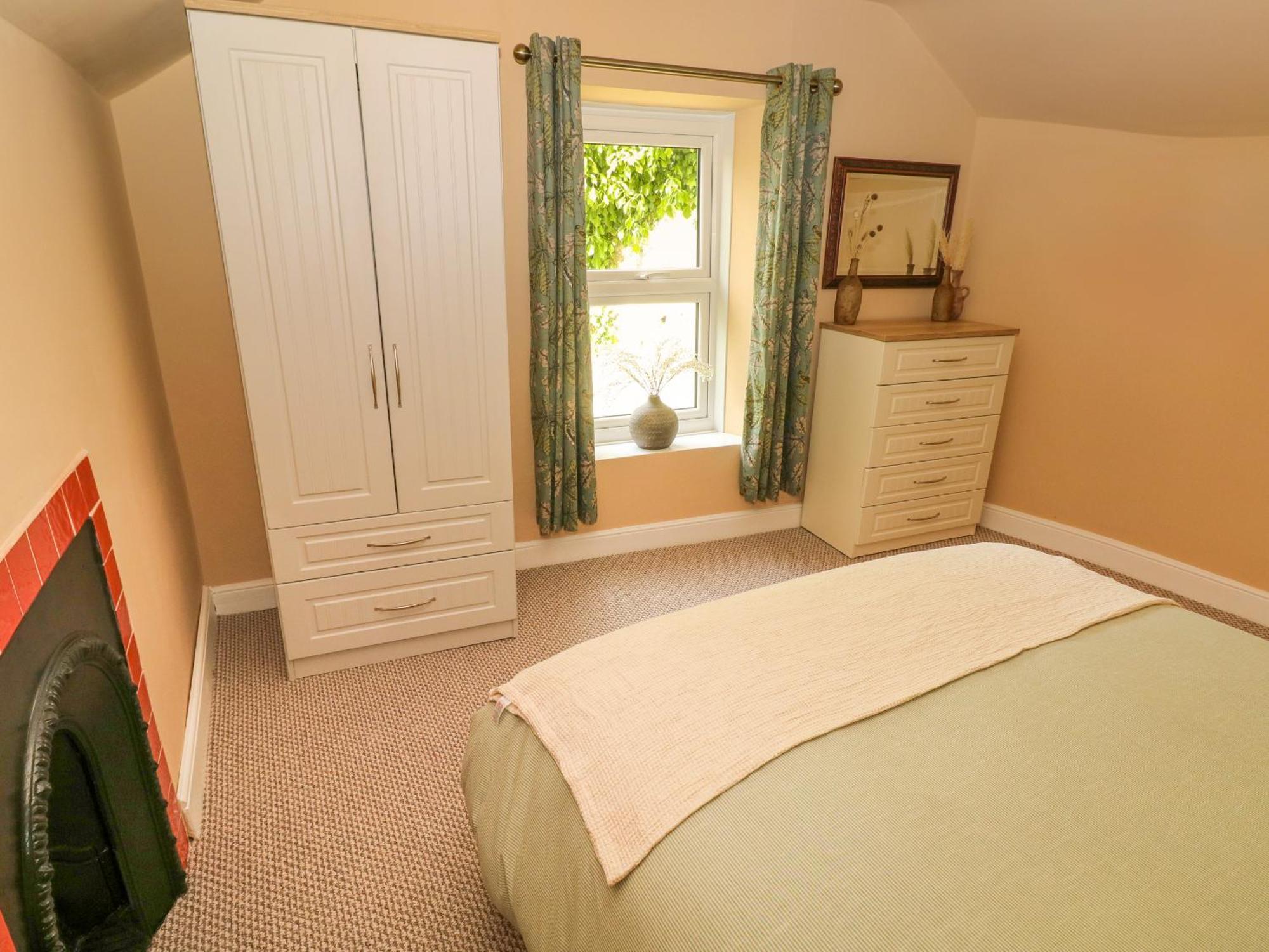 Suffolk House Villa Narberth Bagian luar foto